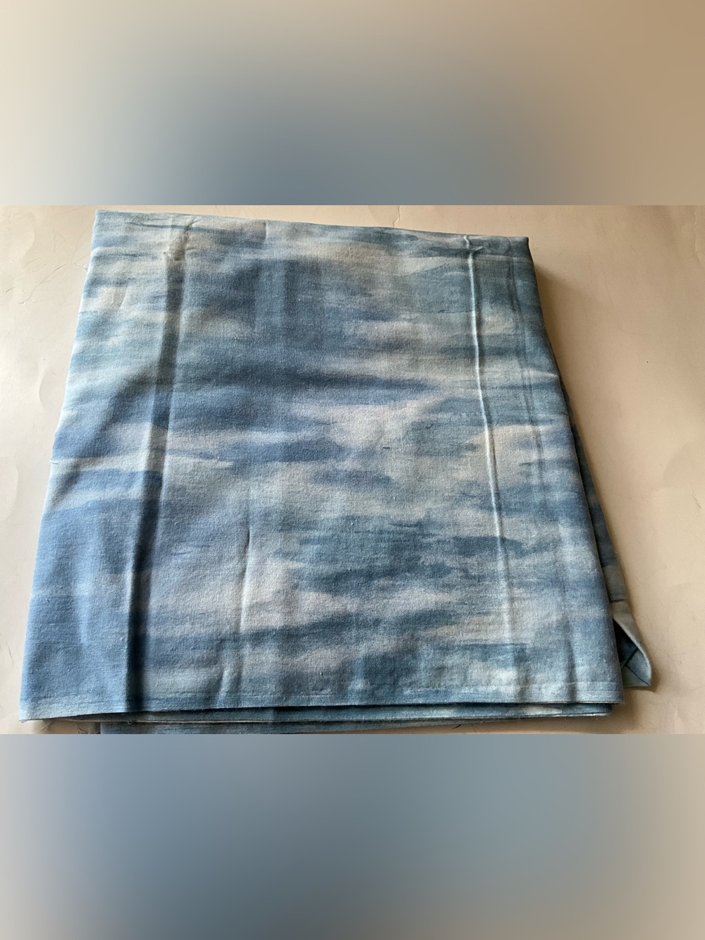 Quilting Sewing Crafts Fabric Tie Dye Style Blues Cotton 3  1/8 Yards